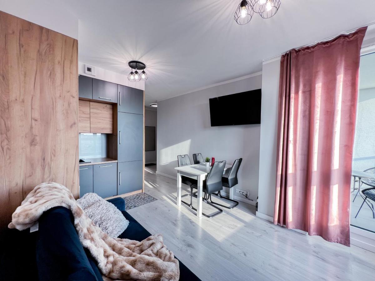 12 Floor Mogilska Tower Apartment Krakow Luaran gambar